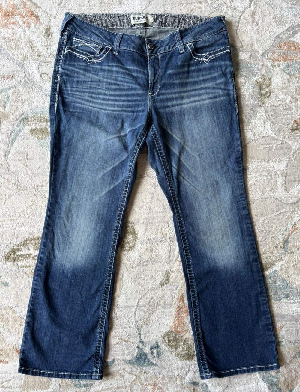 Ariat REAL Mid-Rise Entwined Boot Cut Jeans – Medium Wash, Size 20WR